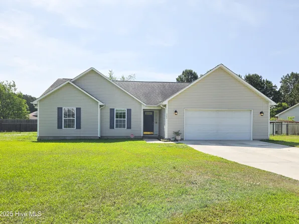 403 Mathew Andrew Court, Swansboro, NC 28584