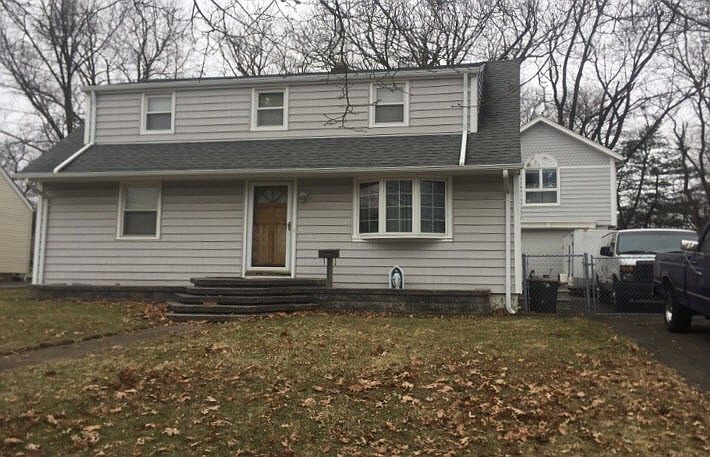 1st image of 18 Farmingdale Ave