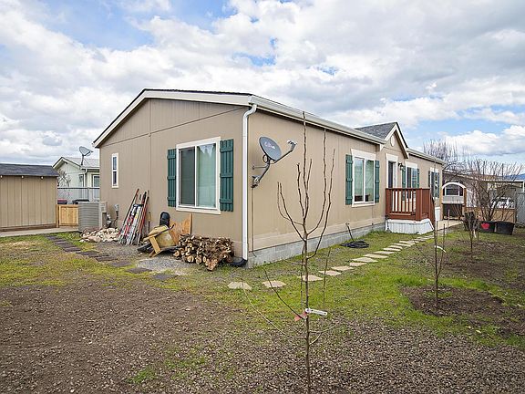 2nd image of 2552 Thorn Oak Dr Spc 92