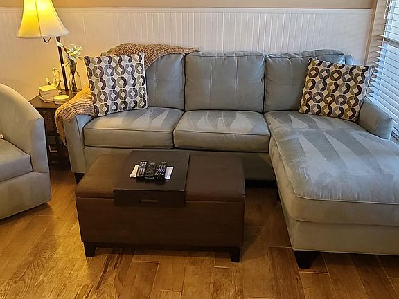3rd image of 517 Sunsuite