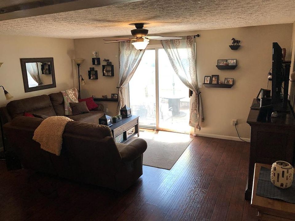 1st image of 7565 Bay Hill Dr