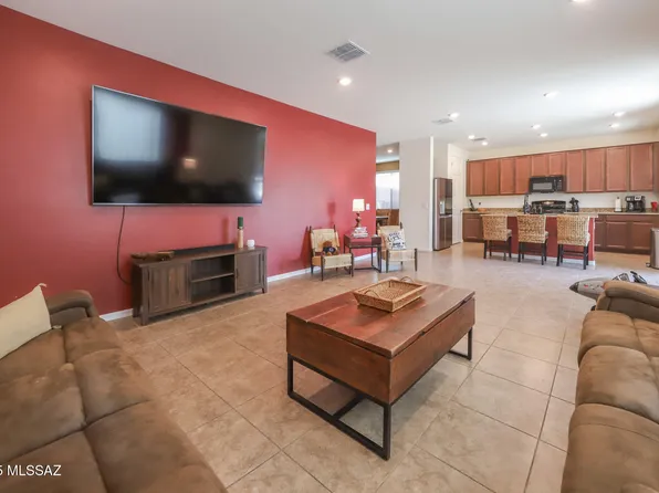 937 W Calle Tronco Seco, Sahuarita, AZ 85629