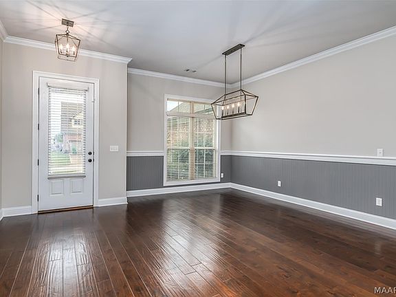 3rd image of 1613 Haworth Park Way