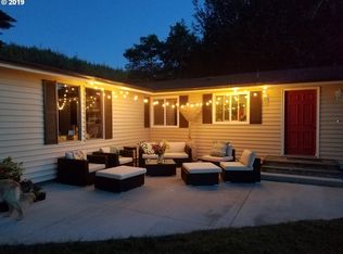 94011 E Shore Dr, North Bend, OR 97459