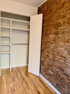 Rented by Building Equity Real Estate LLC | media 6