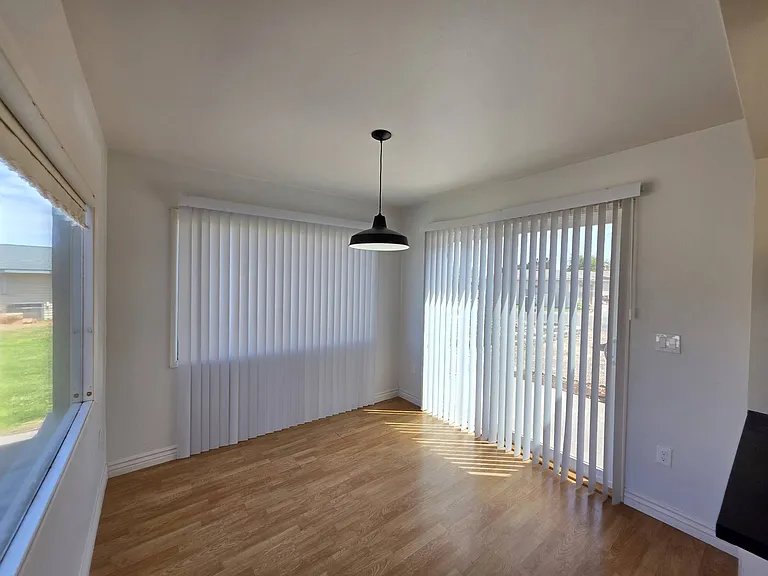 1325 N Cleveland St — Photo 10