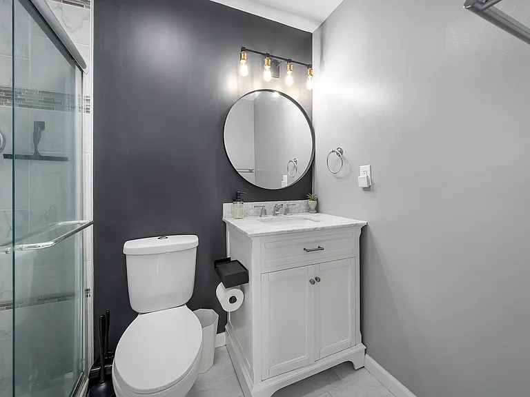 522 Ross Ln — Photo 14