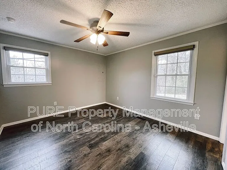 68 Wake Robin Way — Photo 7