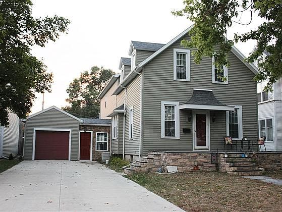1st image of 813 N Main St