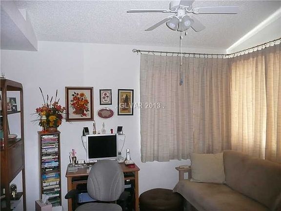 2nd image of 7820 Kings Cove Ct
