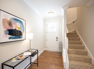 97 N Parkwood Ave UNIT 1, Pasadena, CA 91106