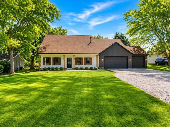 5780 Wheelock Rd, Fort Wayne, IN 46835
