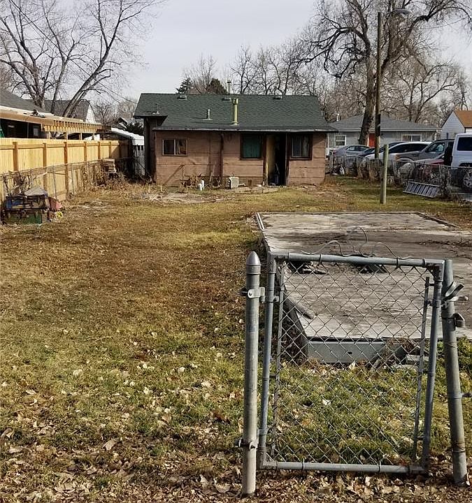 2nd image of 1435 Chase St