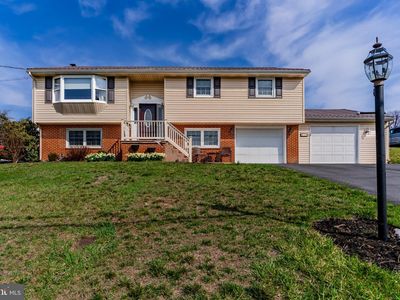 14 Hillcrest Rd, Enola, PA, 17025