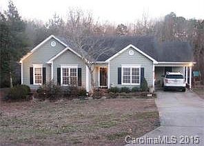 1st image of 524 Basswood Way