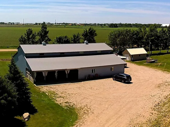 1110 State Highway 23, Pipestone, MN 56164