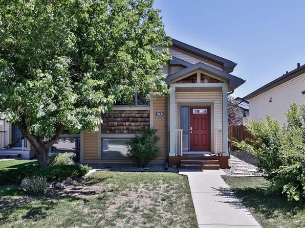 215 W Haru Moriyama Pl N, Lethbridge, AB T1H 5W4