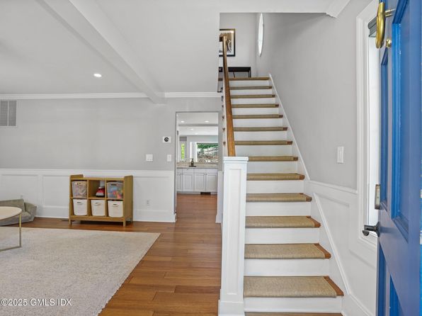 9 Fairfield Ave, Old Greenwich, CT 06870