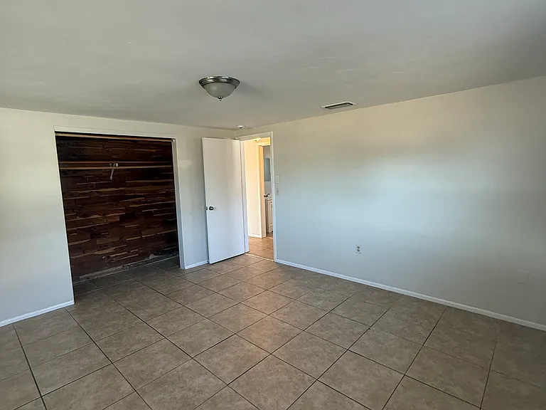 3511 Odom Dr — Photo 10