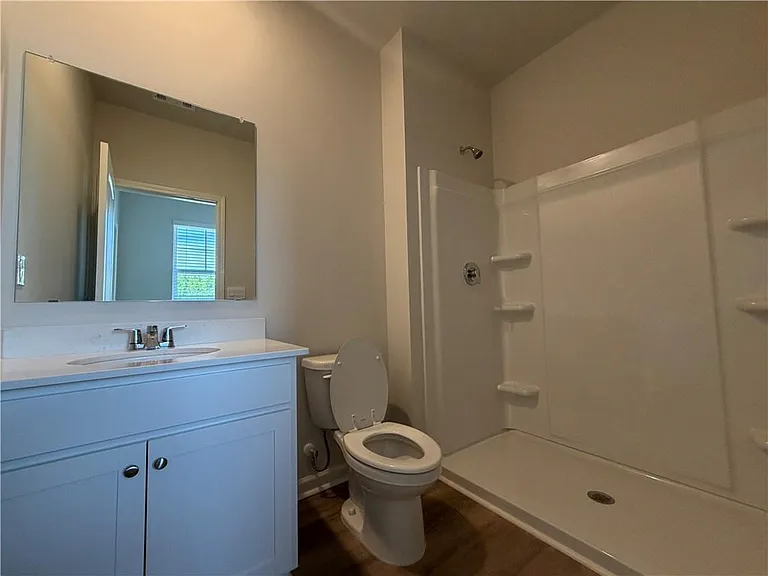 178 King Vlg — Photo 16