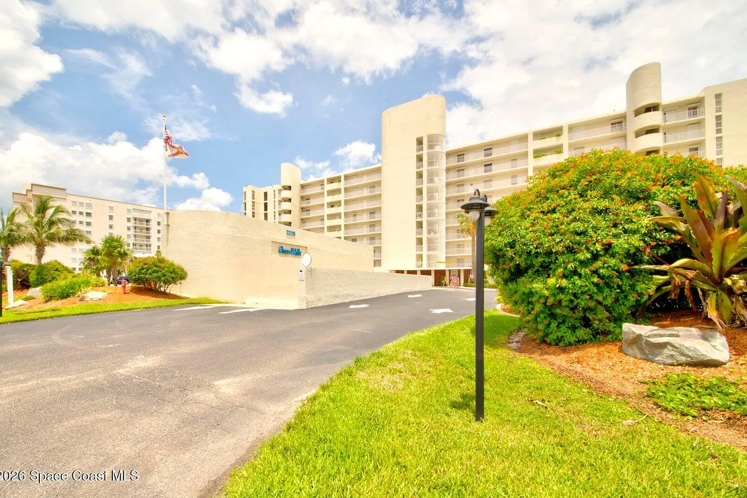 2 bed, 2.0 bath, 1120 sqft, $2,800 — Photo 1
