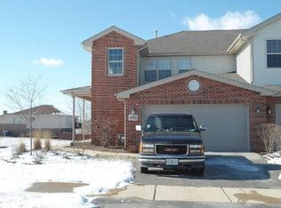 950 Regent Dr, Matteson, IL 60443