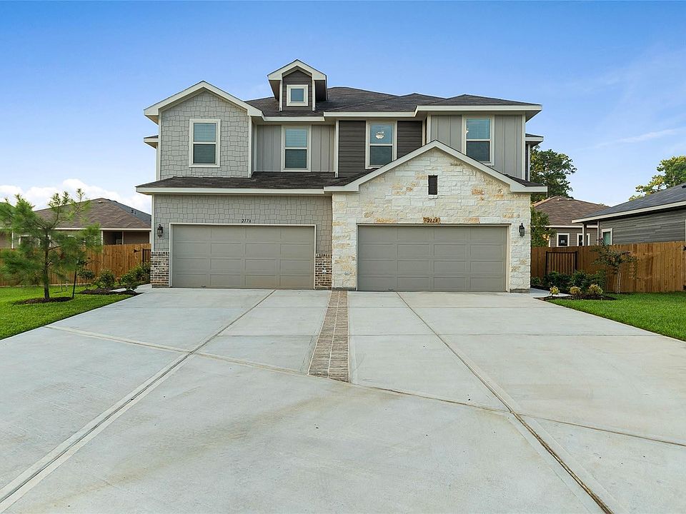 1st image of 217 Oakcrest
