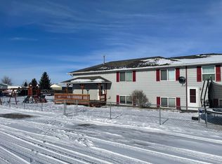 302 10th St #A, Belgrade, MT 59714