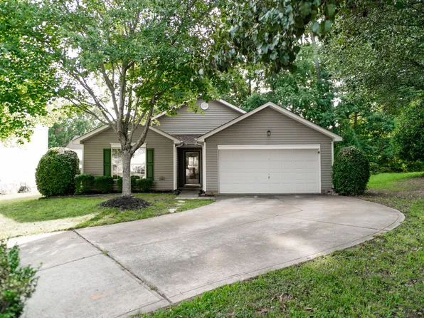165 Nahcotta Dr, Mooresville, NC 28115