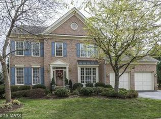 8915 Falls Farm Dr, Potomac, MD 20854