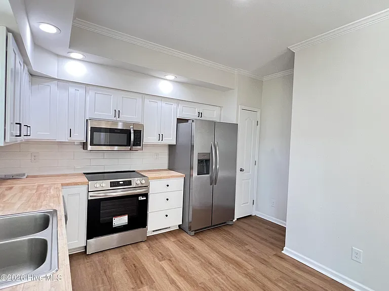 568 Bald Eagle Dr — Photo 5
