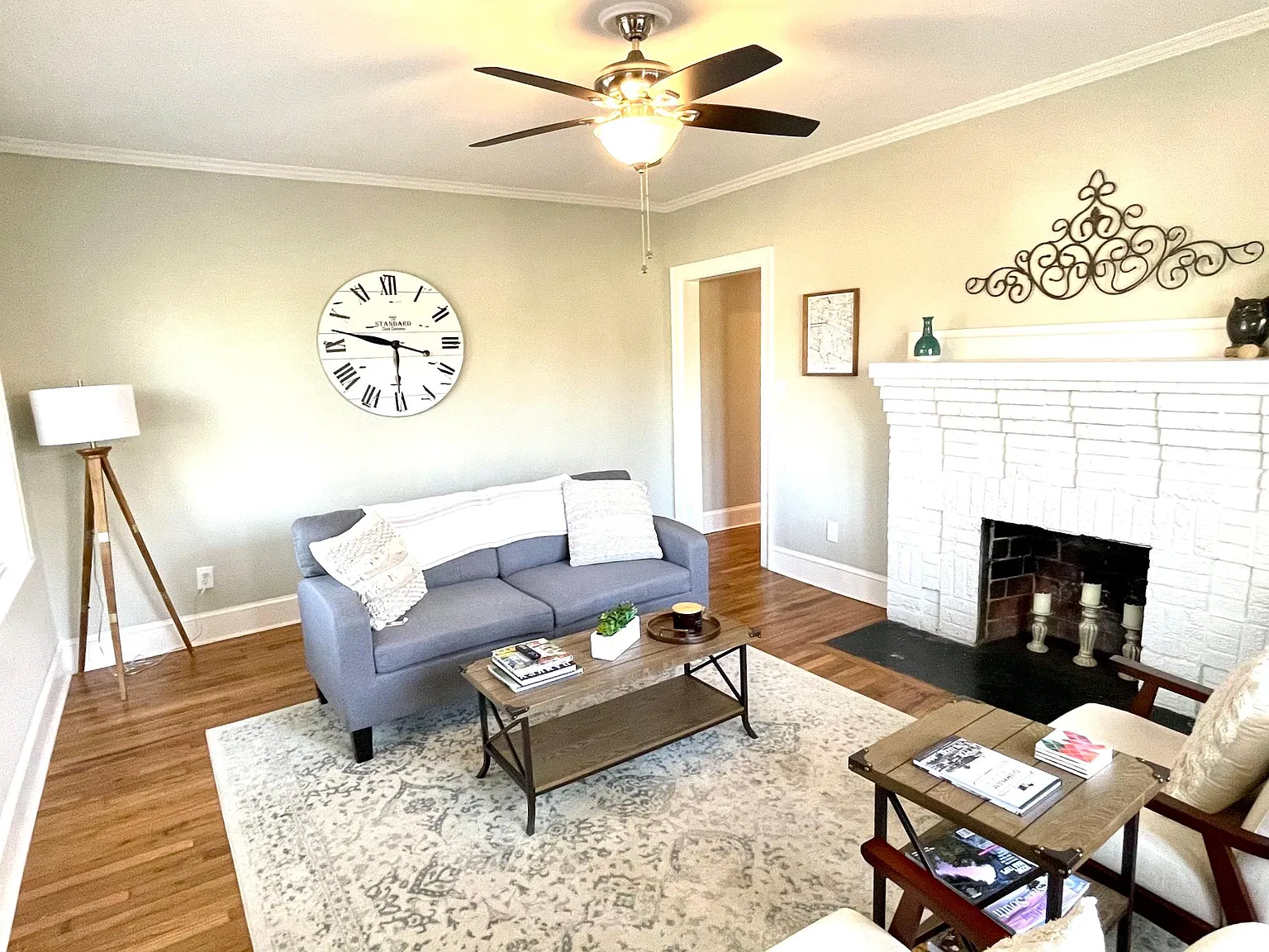 1015 N Buchanan Blvd — Photo 3