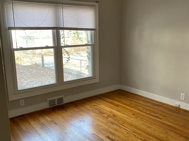340 W Webster St #1 — Photo 3