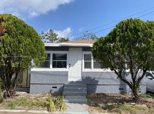 1031 Lincoln Rd, West Palm Beach, FL 33407