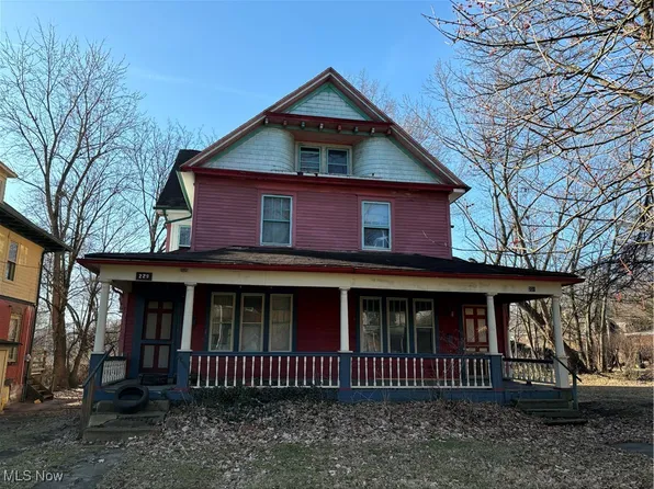229-231 Lora Ave, Youngstown, OH 44504