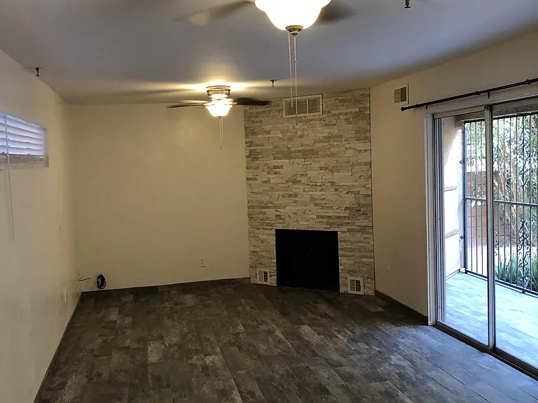 2601 Broadway Blvdunit M #182 — Photo 4