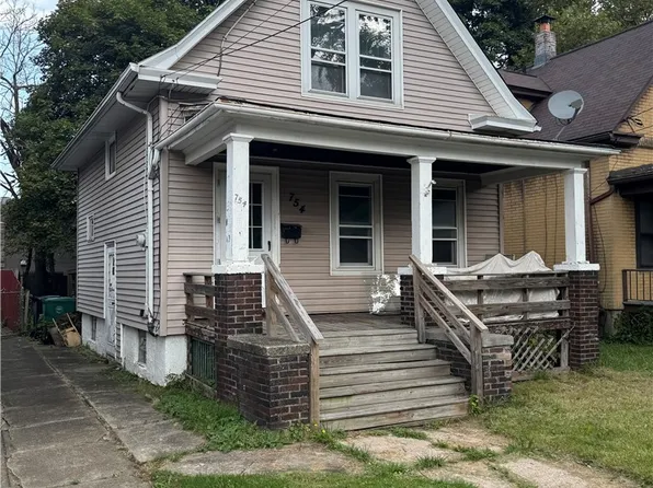 754 Spruce Ave, Niagara Falls, NY 14301