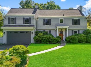 255 Barnard Rd, Larchmont, NY 10538