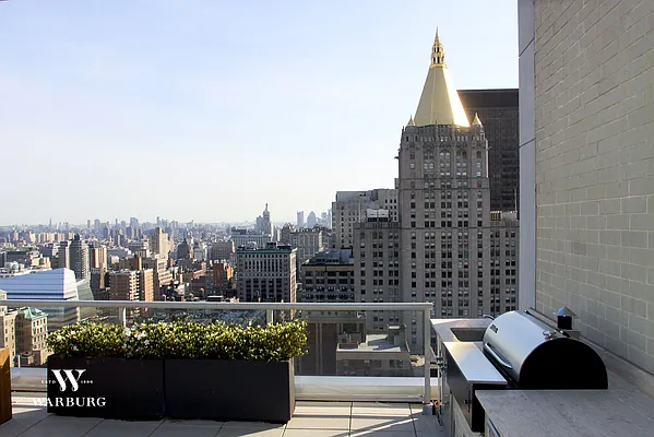 Rented by Warburg | media 44