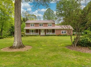 10 Wendover Rd, Trumbull, CT 06611 | Zillow