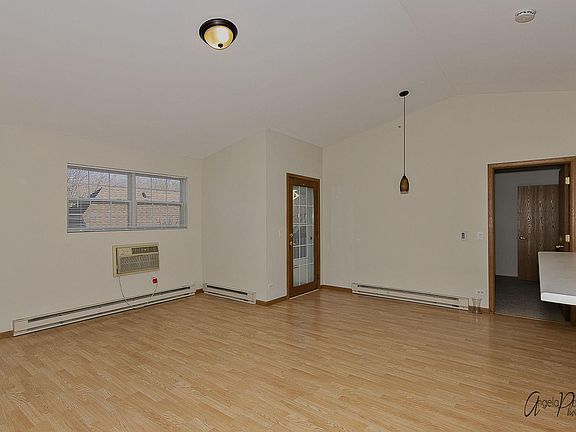 3rd image of 1524 W Sand Bar Ct Unit 3C