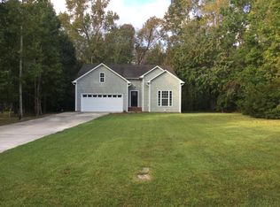 131 Bayside Dr, Sneads Ferry, NC 28460