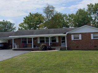 18 Sandra Ln, Crossville, TN 38555