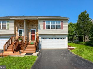 124 Norlawn Cir, Lancaster, PA 17601