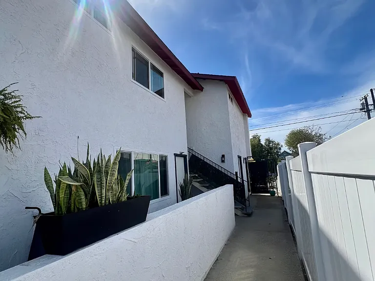 3761 Granada Ave #2 — Photo 48