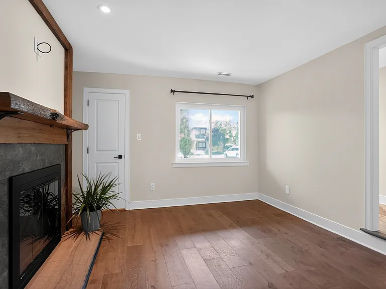 308 Paoli Woods Dr — Photo 7