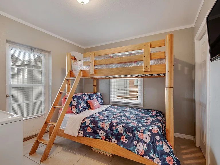 18007 Gulf Blvd #A — Photo 18