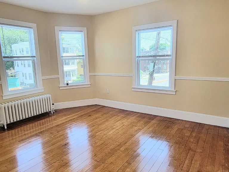 5 Rosewood St #2 — Photo 4