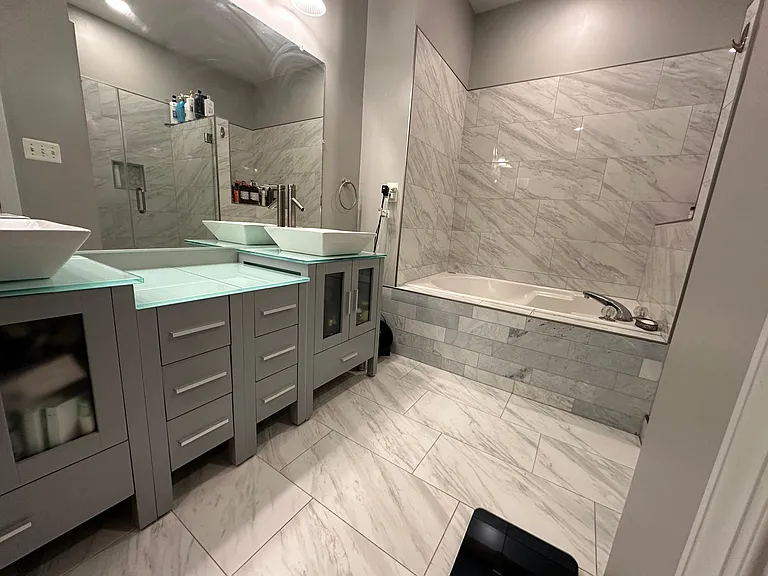 Newly renovated Master bath, double vanity, custom glass shower, bath