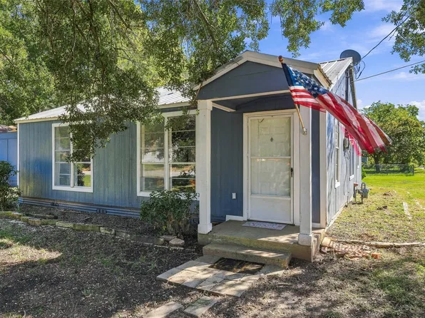 2530 W Elm St, Denison, TX 75020